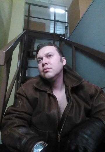 Моя фотография - Юрий, 45 из Санкт-Петербург (@uriy70259)