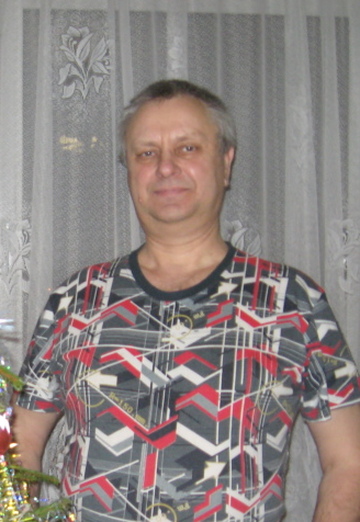 Моя фотография - Николай, 63 из Санкт-Петербург (@sergey336612)