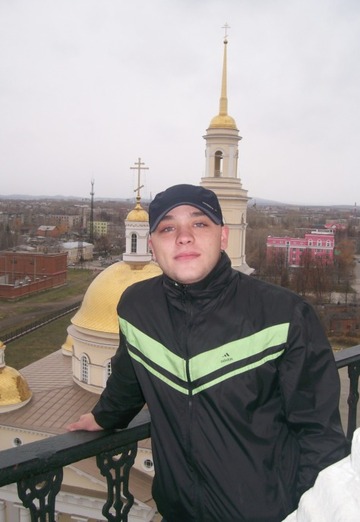 Моя фотография - Антон, 35 из Екатеринбург (@elektrik23)