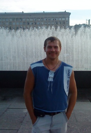 Моя фотография - Вик, 40 из Санкт-Петербург (@vitosik11)